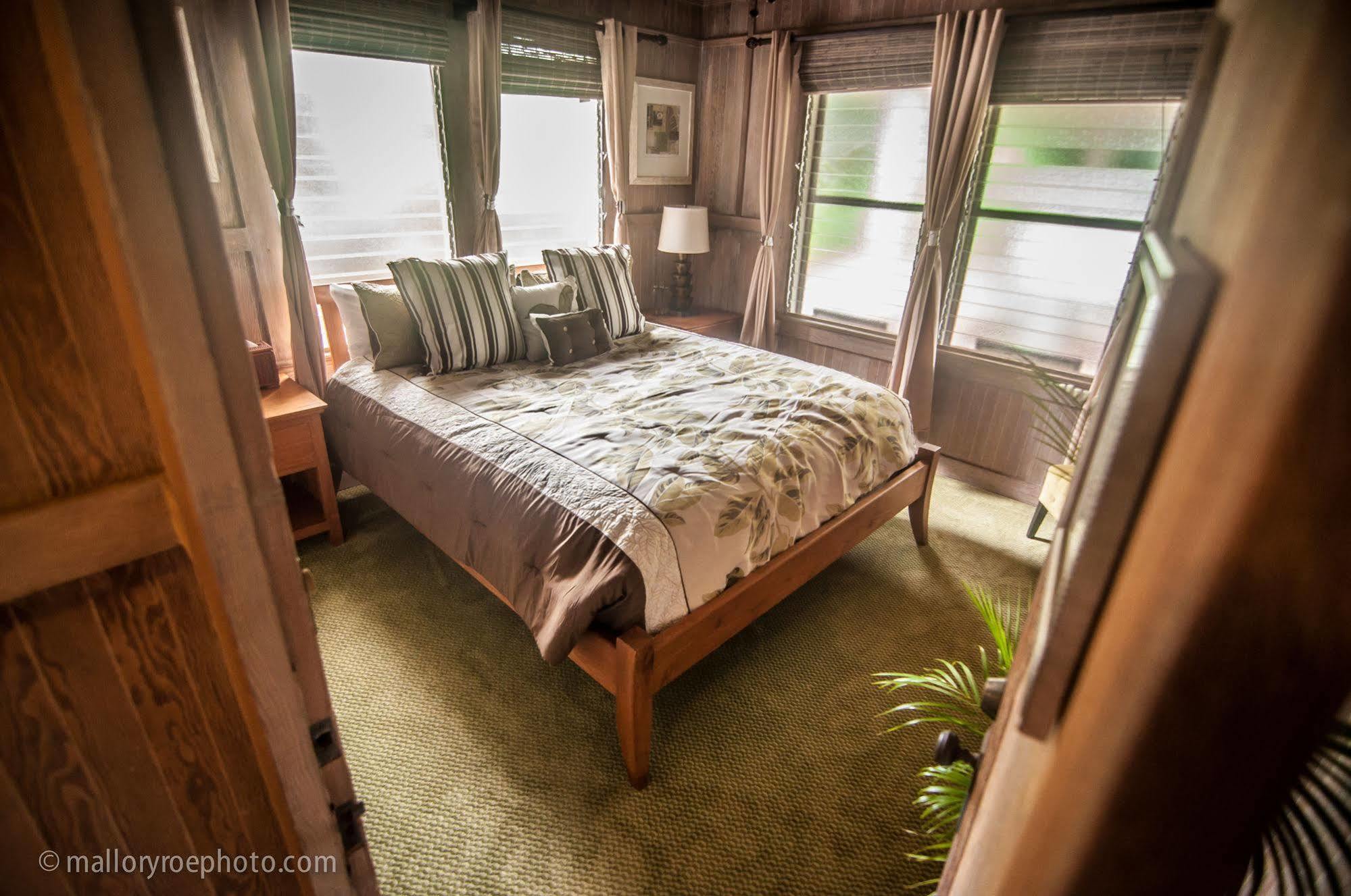 Poipu Bed And Breakfast Inn 科洛阿 外观 照片